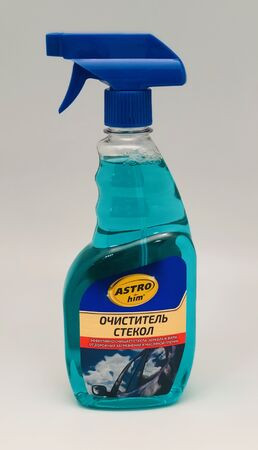 Очиститель стекол АстроХим СА-375 спрей 500мл. (1/12шт.)