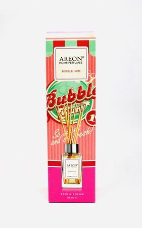 Ароматизатор AREON дом-авто "HOME PERFUMES" 85мл Bubble Gum